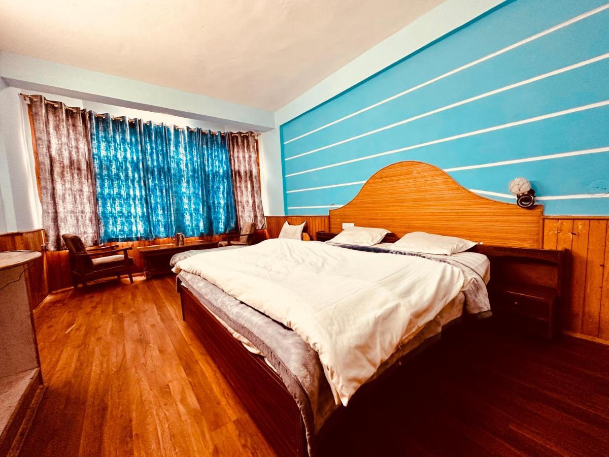 Hotel D Kanchan Manali Eksteriør bilde