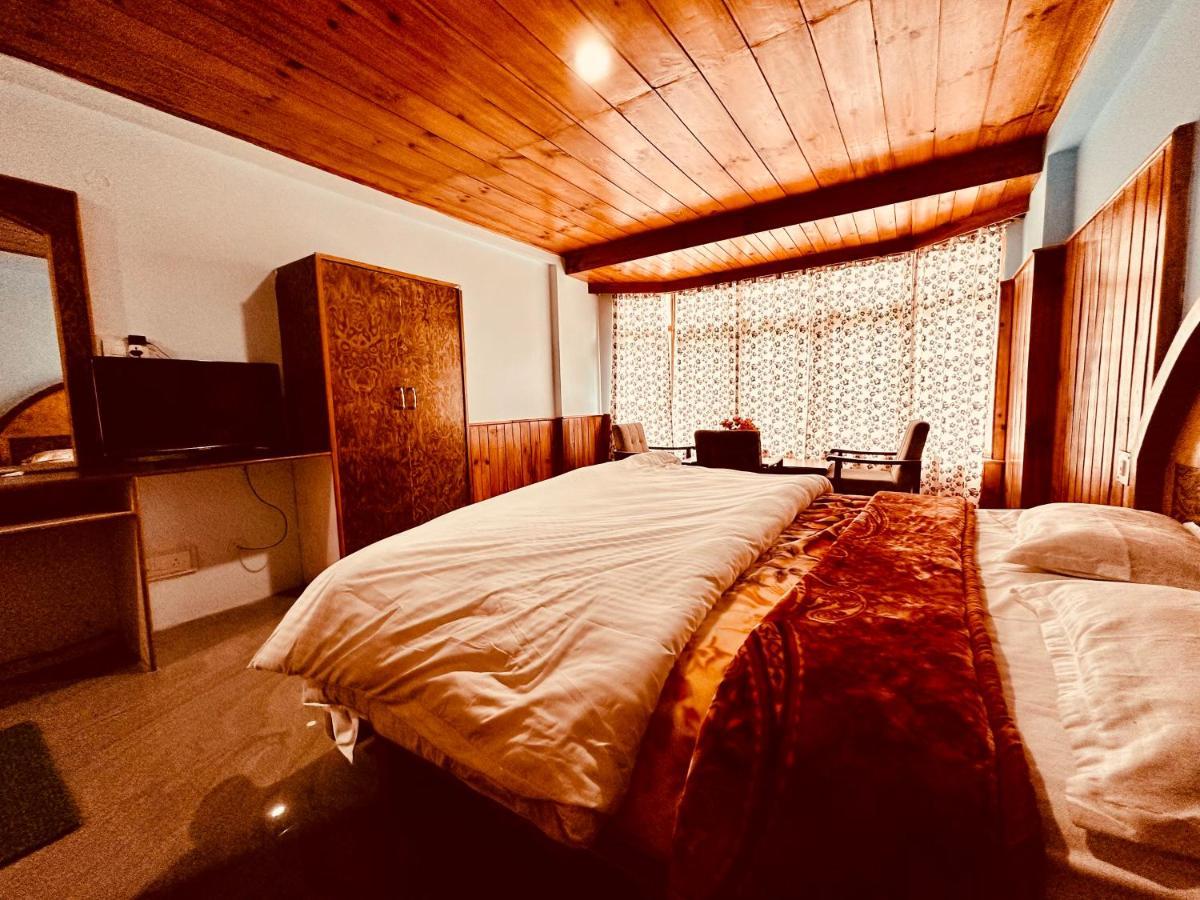 Hotel D Kanchan Manali Eksteriør bilde