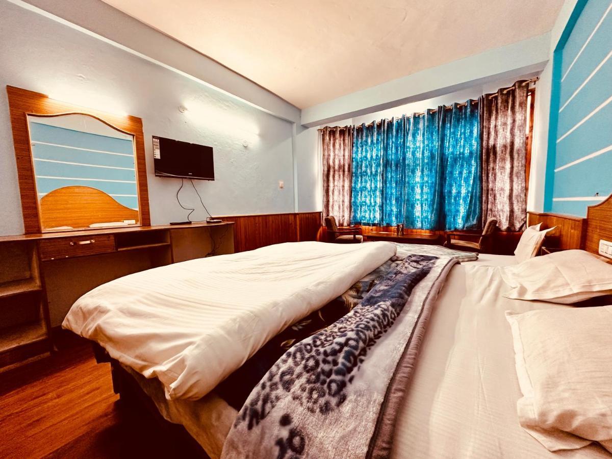 Hotel D Kanchan Manali Eksteriør bilde