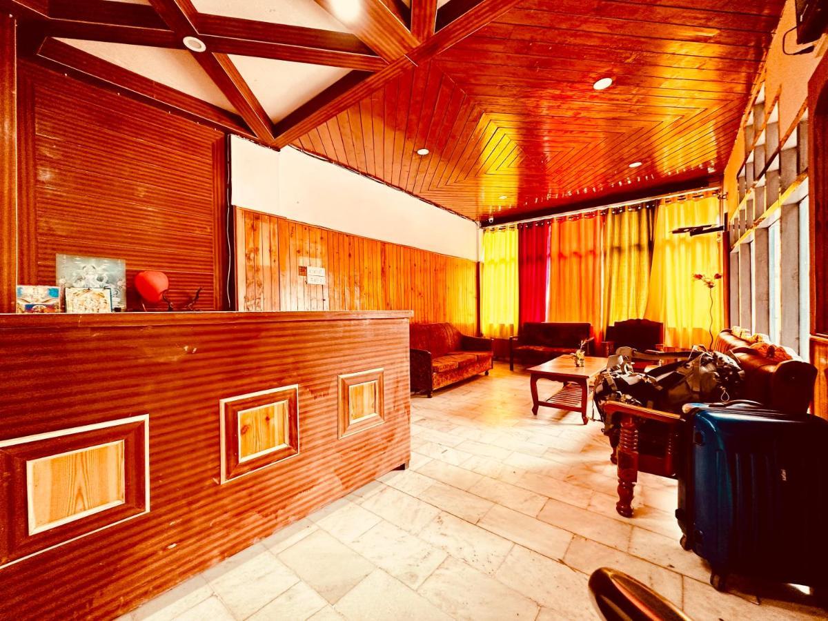 Hotel D Kanchan Manali Eksteriør bilde